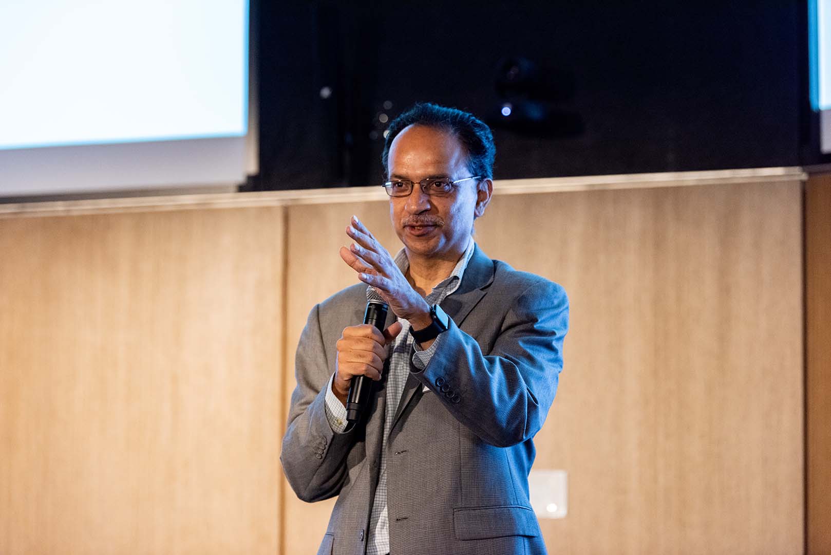 Distinguished University Professor Dinesh Manocha