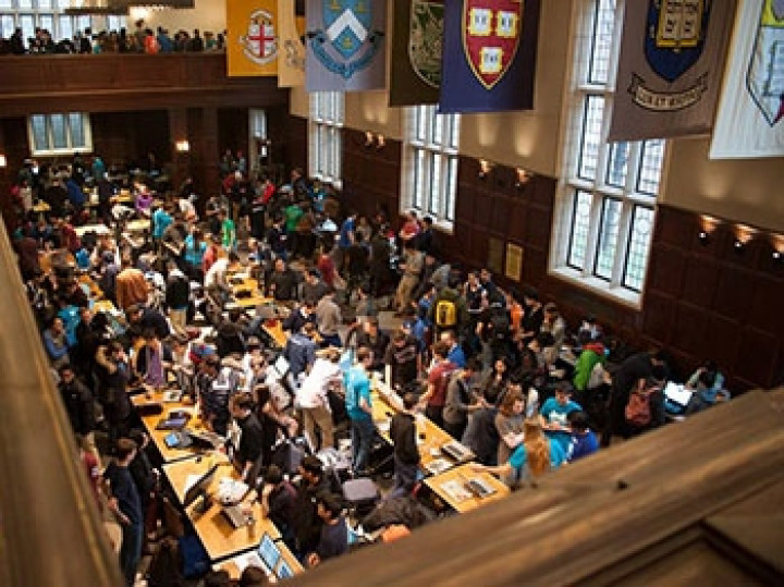 Descriptive image for CS Students Take on MHacks and PennApps