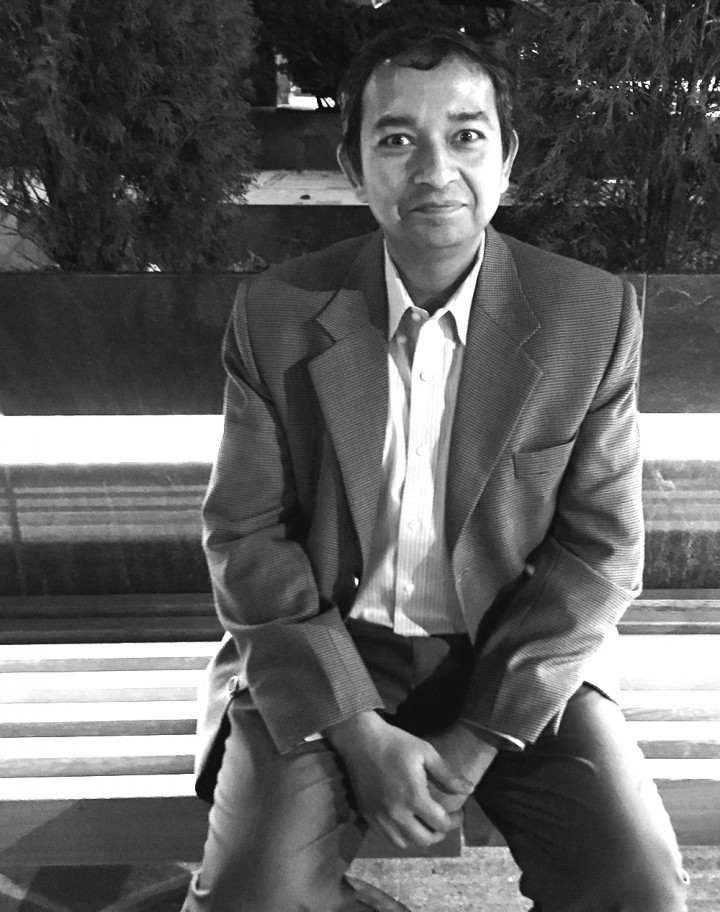 Descriptive image for Alumnus of the Year: Suman Banerjee (PhD, '03)
