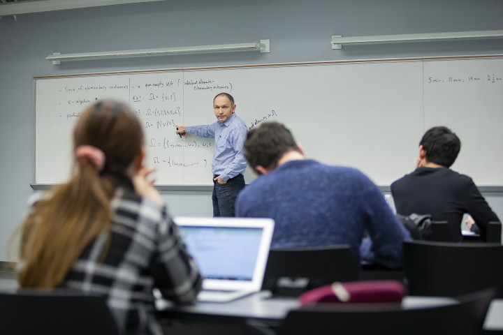 photo of University of Maryland Mathematics Professor Leonid Koralov teaches the probability and statistics course to students in the machine learning and data science graduate programs run by the UMD's Science Academy. Photo C.John T. Consoli