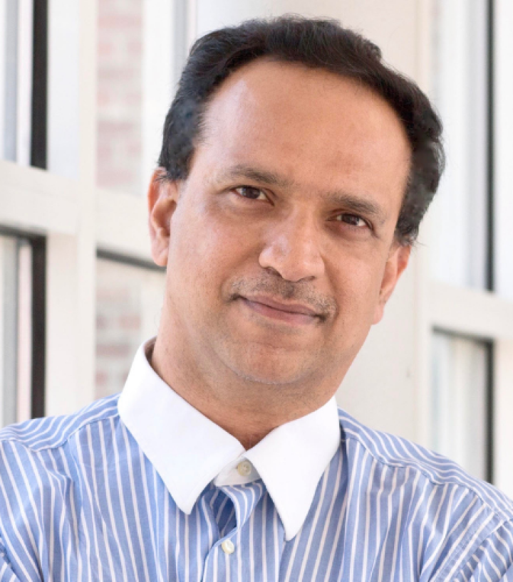 Descriptive image for Dinesh Manocha Receives 2024 Jimmy Lin Award for Innovation and Invention