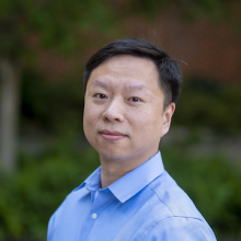 Photo of Leo Zhicheng Liu